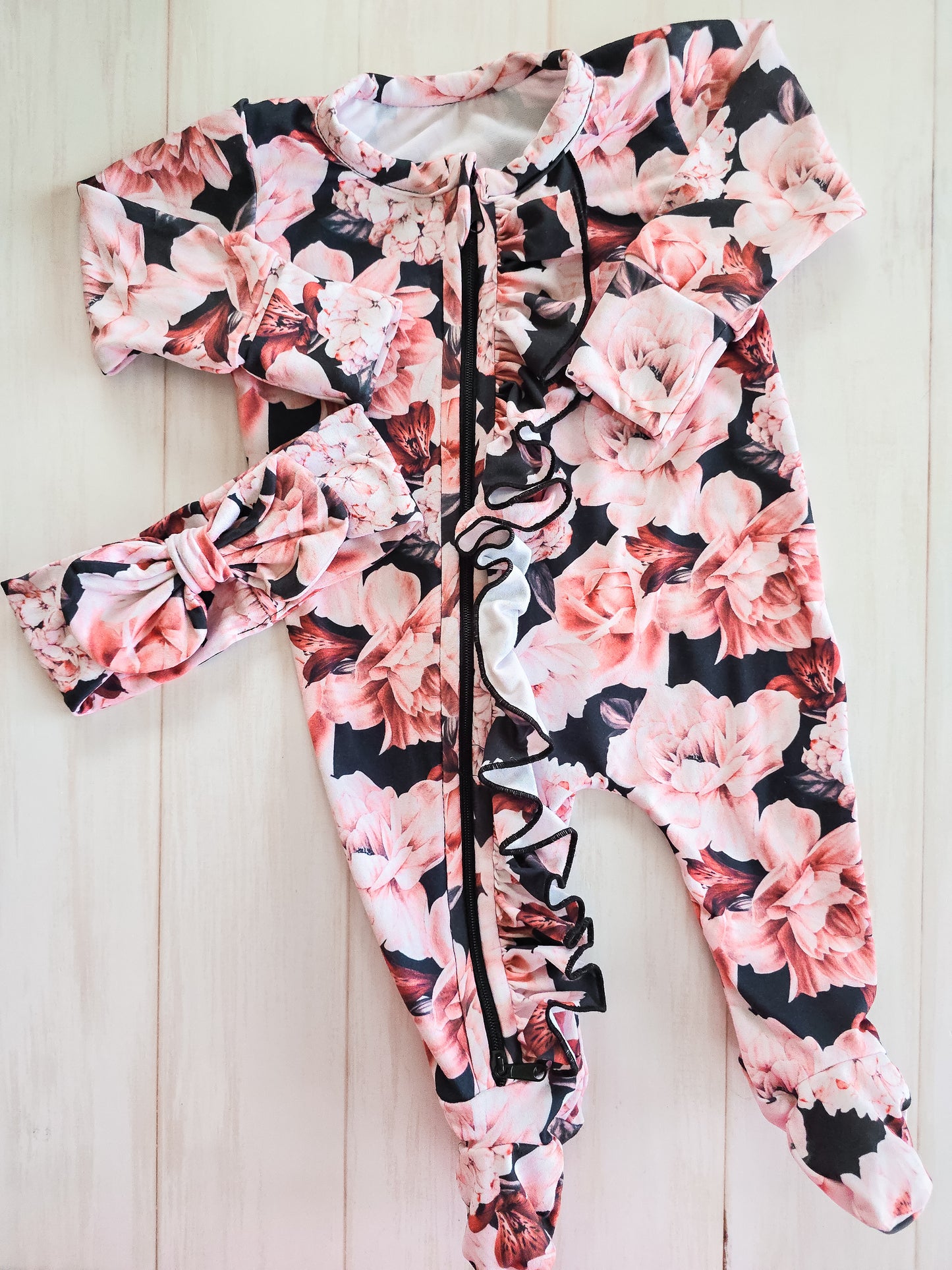 Frilly Zippy Grow- Black and Pink Peonies