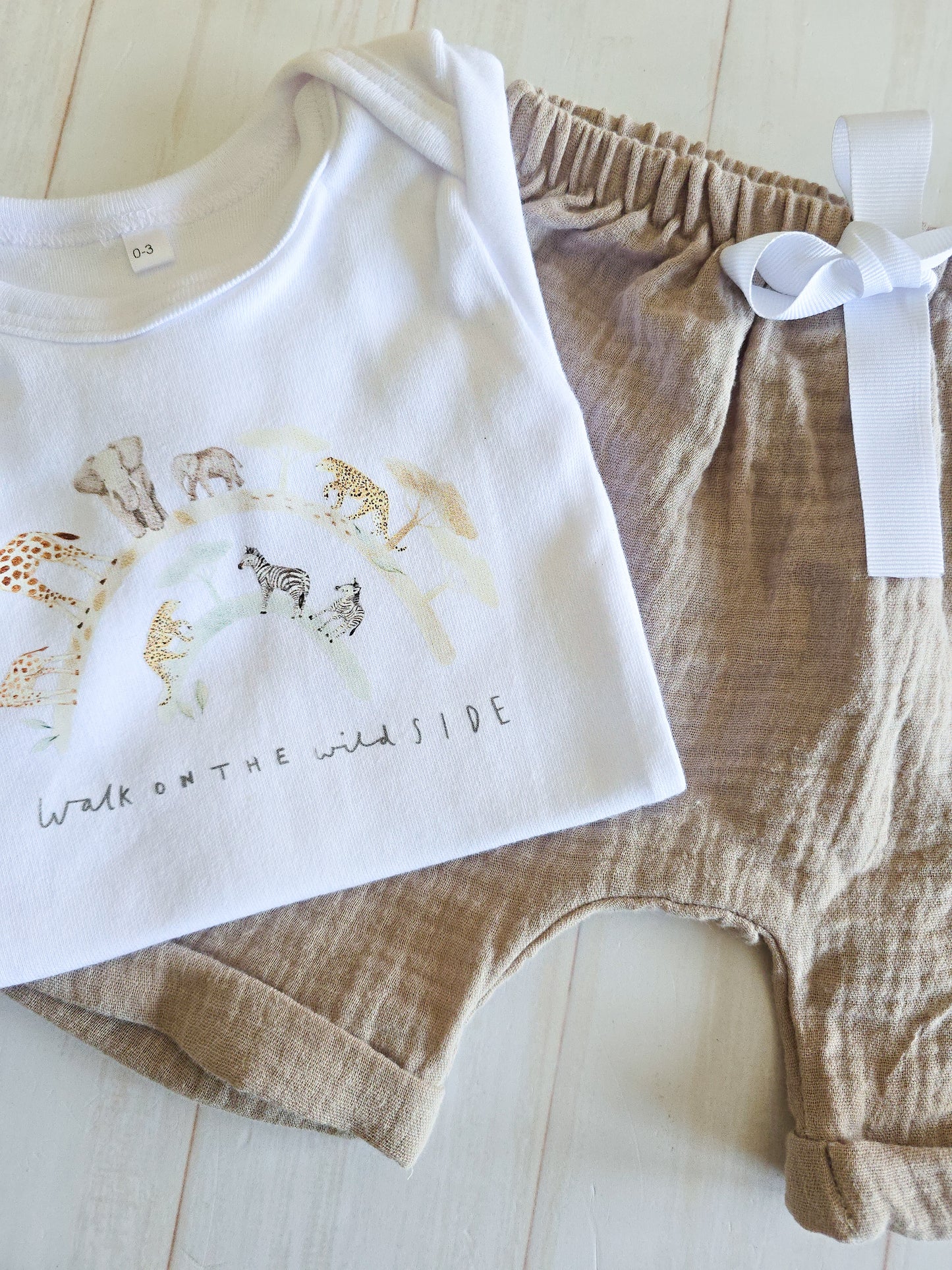 Boys 3 piece set-Walk on the wild side (Beige)