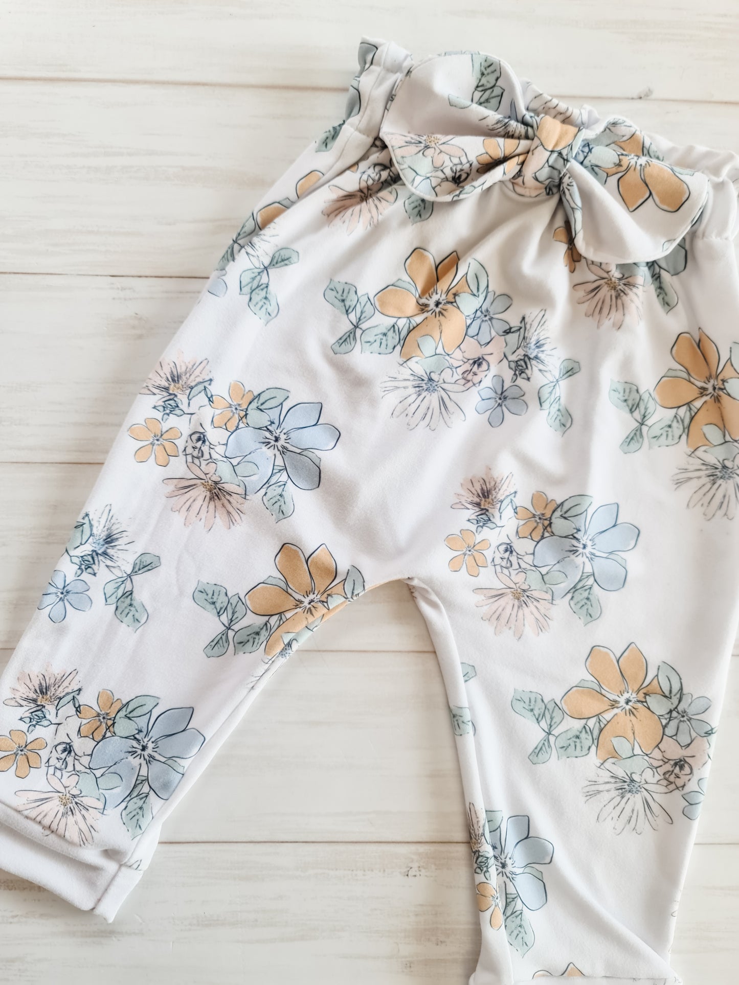 Kitty Bow Pants- Garden Blooms