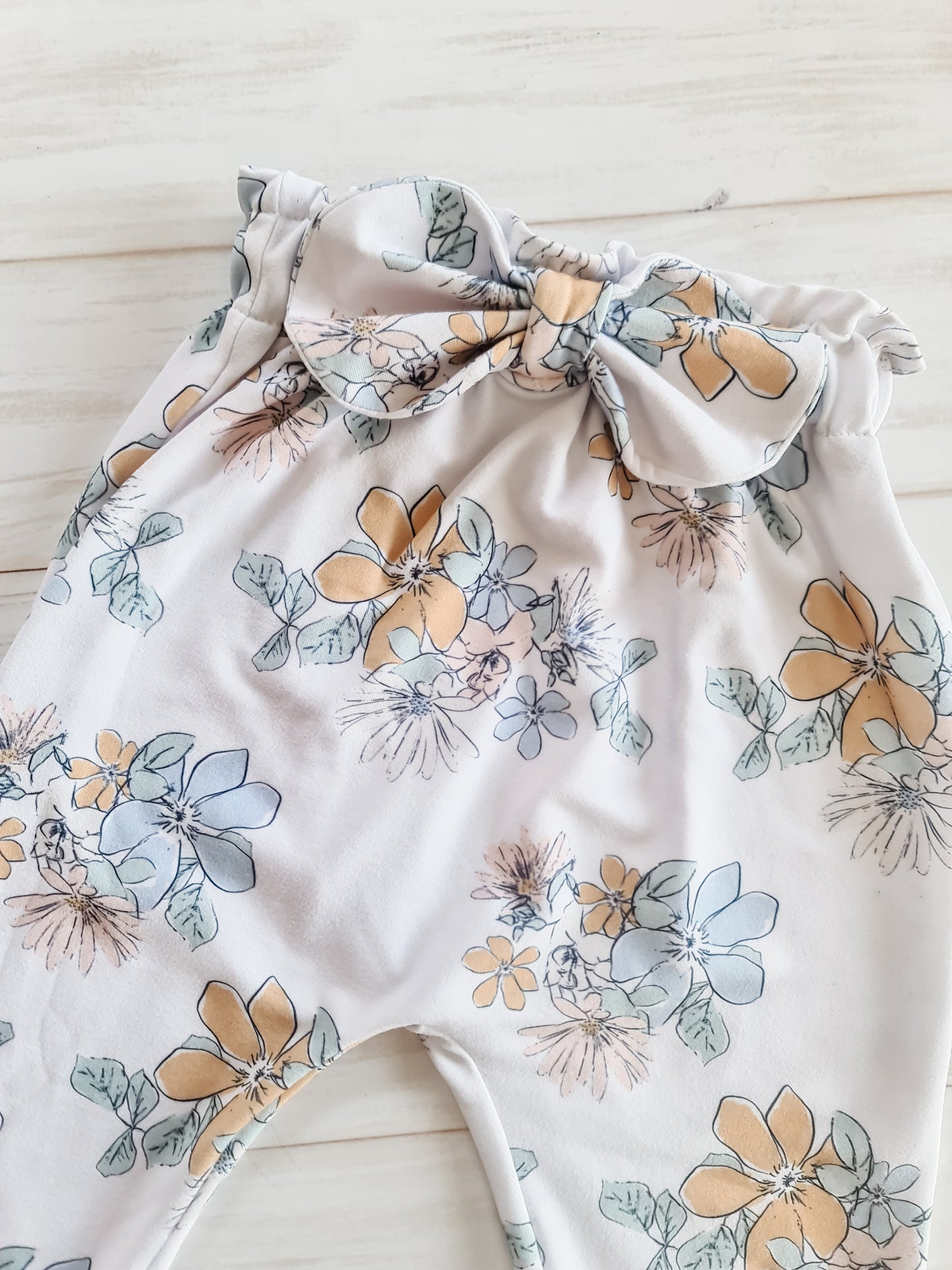 Kitty Bow Pants- Garden Blooms