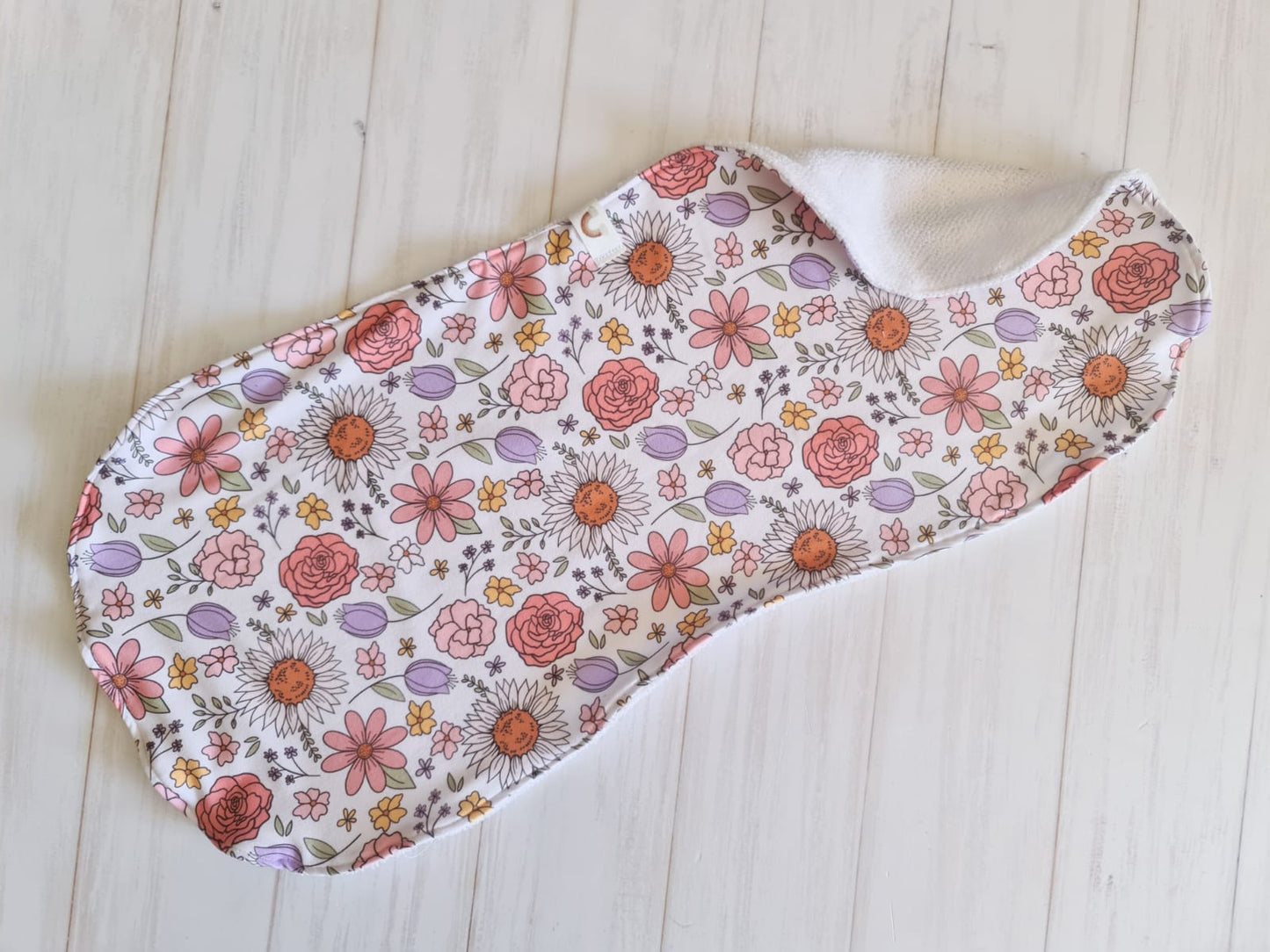 Burp Cloths- Retro Daisies (with absorbent toweling)
