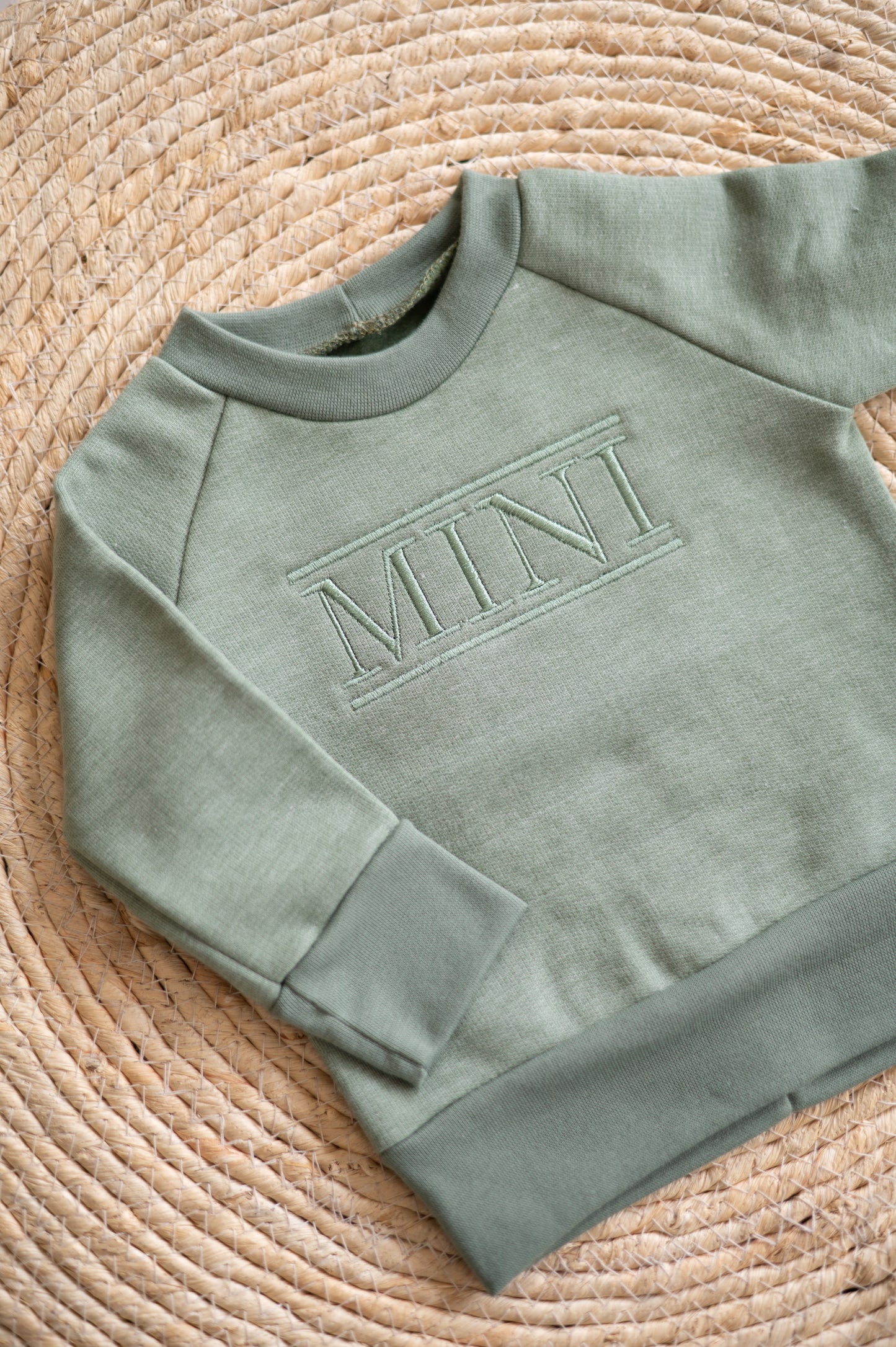 MINI Embroidery sweater (Stone/Ivy)