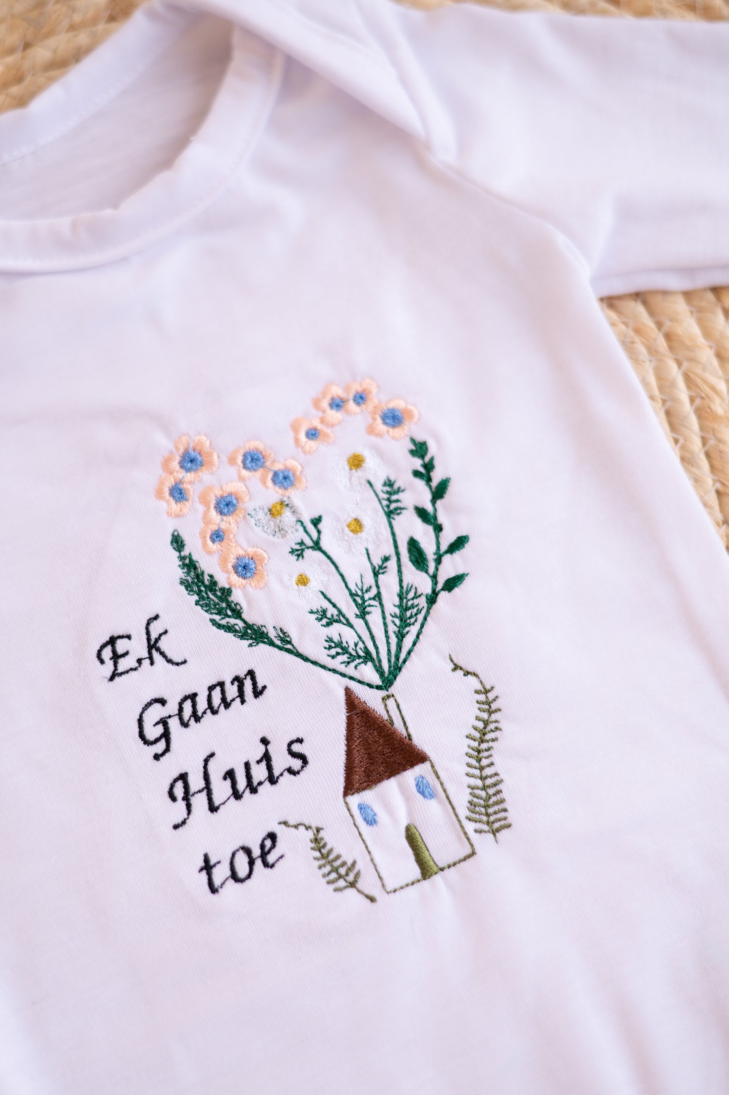 Embroidered Bodysuit- Ek gaan Huis toe/I'm going Home