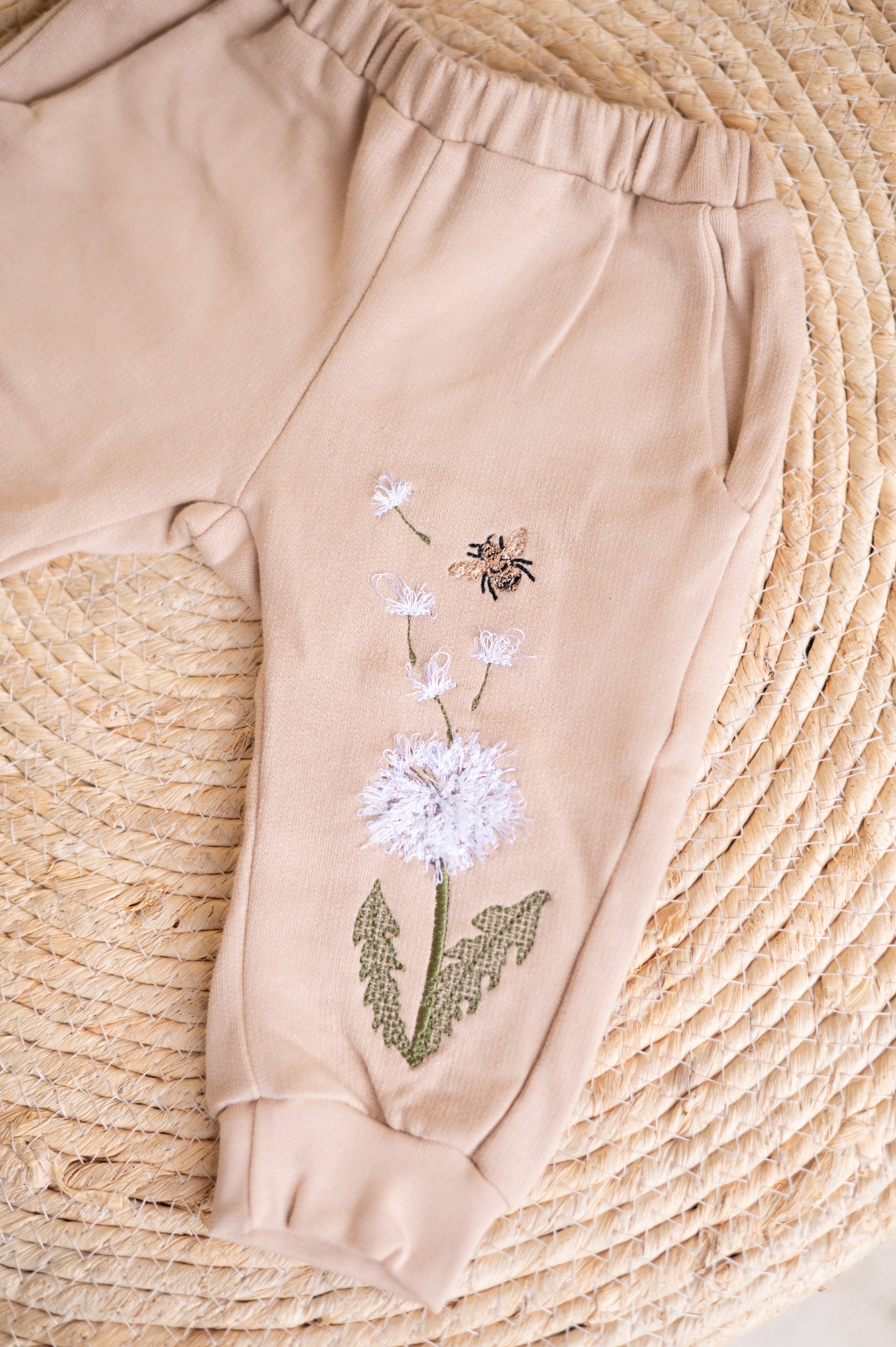Bee embroidery Tracksuit- Stone