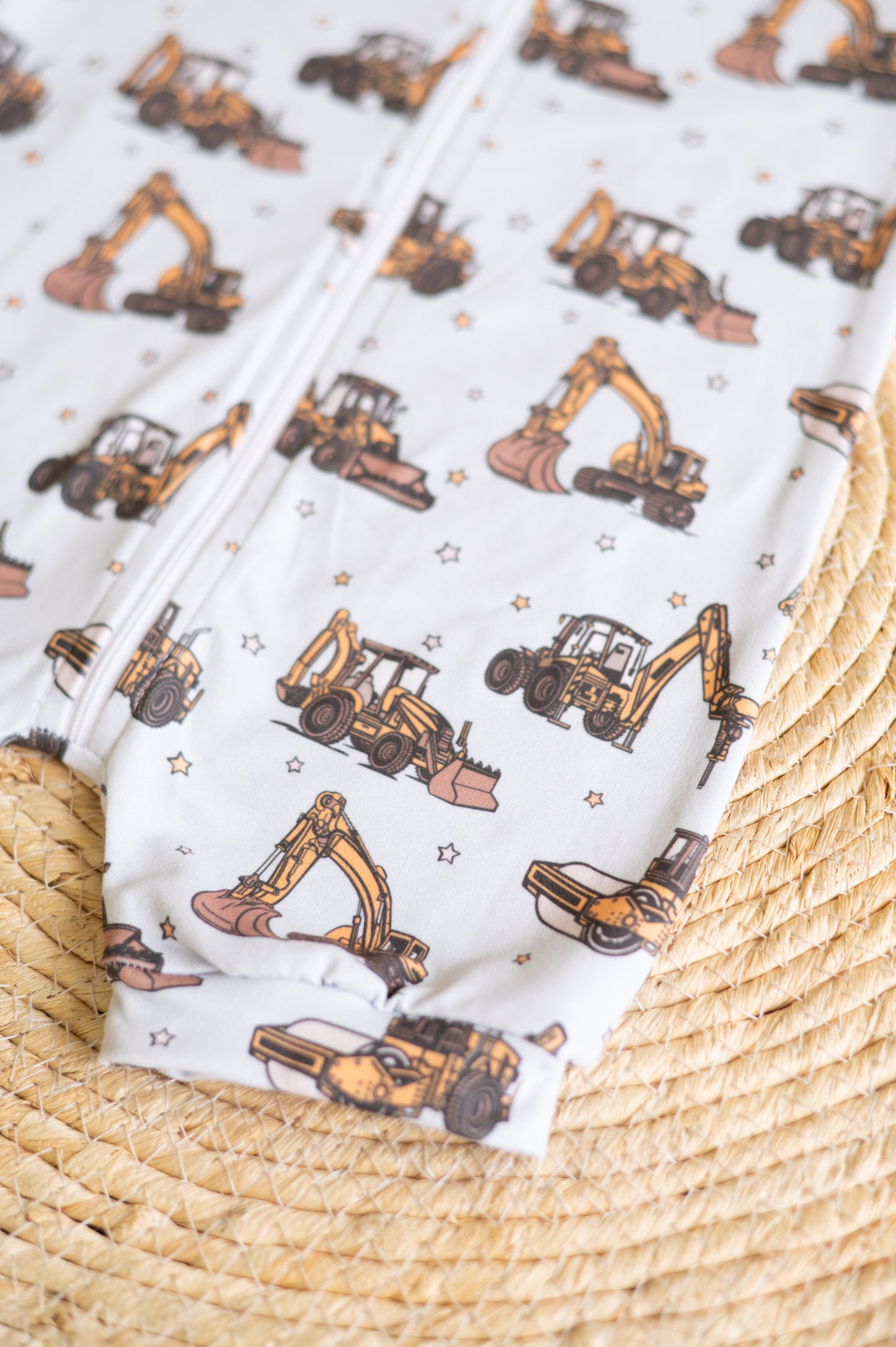 Short Zippy Grow- Digging it