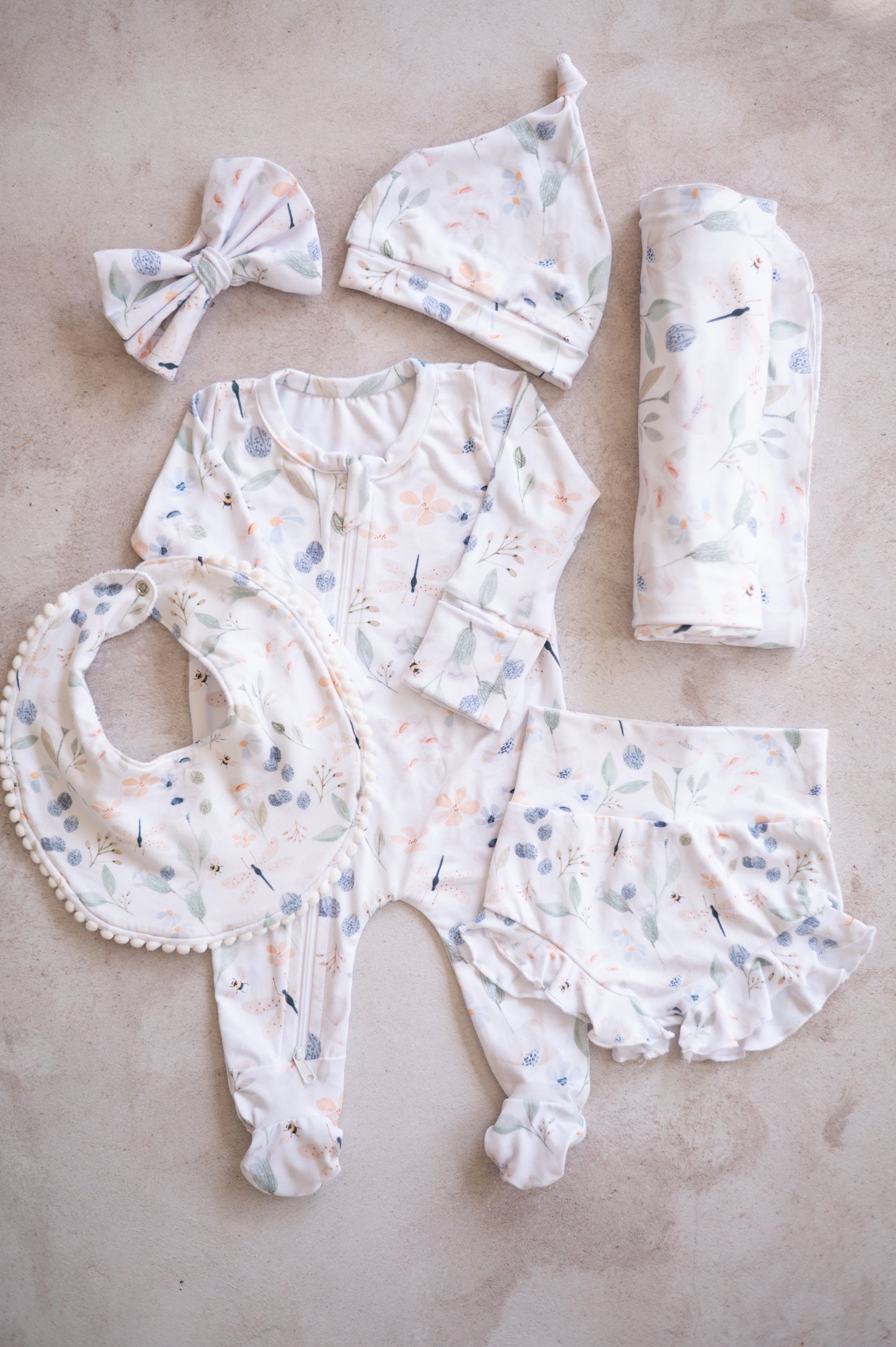 Round Bib- Dragonfly and Flowere