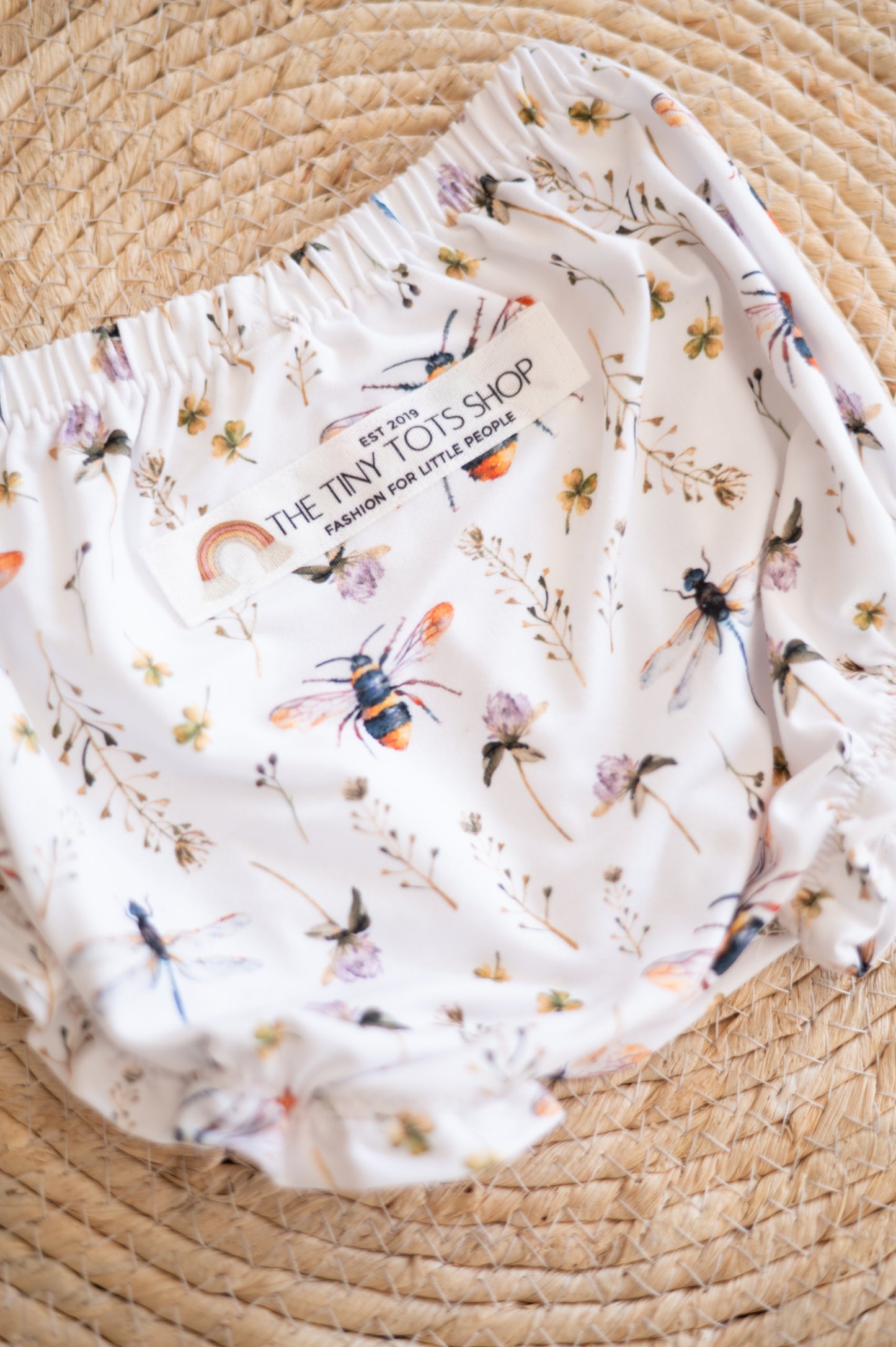 Bees and Wildflower embroidery set