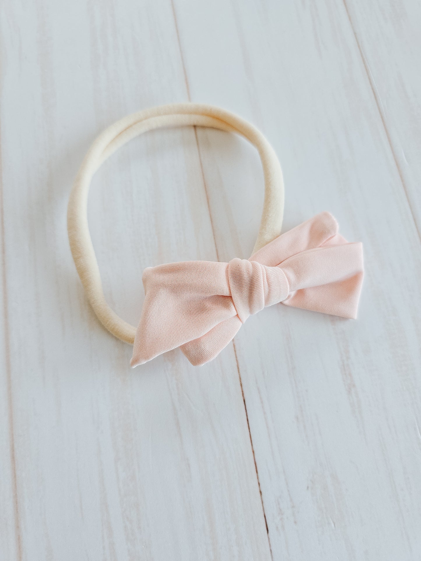 Sailor Bow- Peach