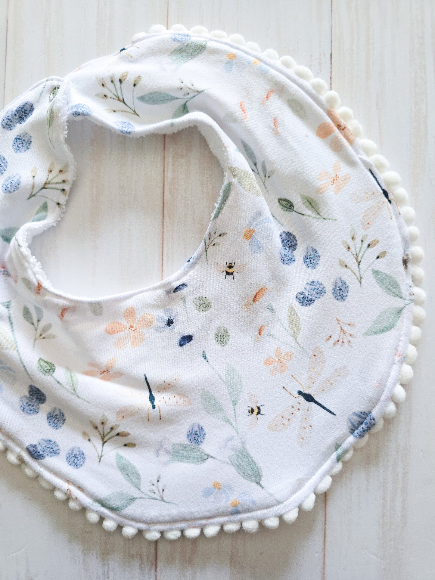 Round Bib- Dragonfly and Flowere