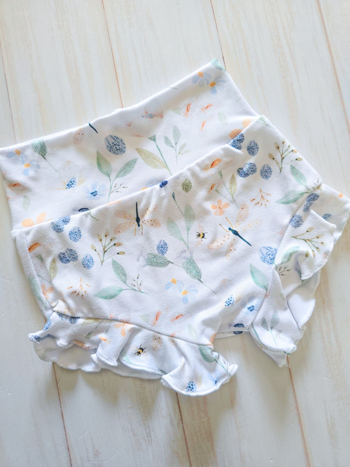 Ruffle Bloomers- Dragonfly and Flowers