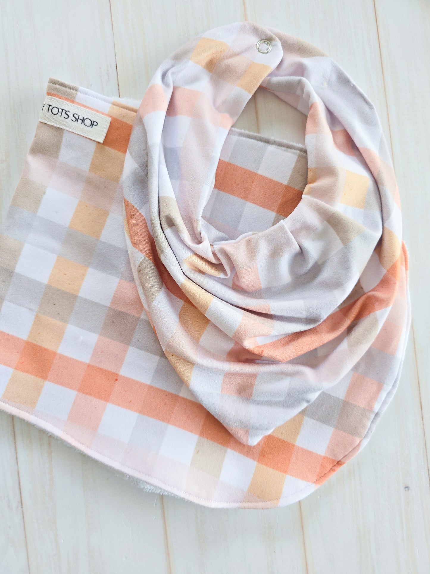 Bandana bib- Checkered Rust