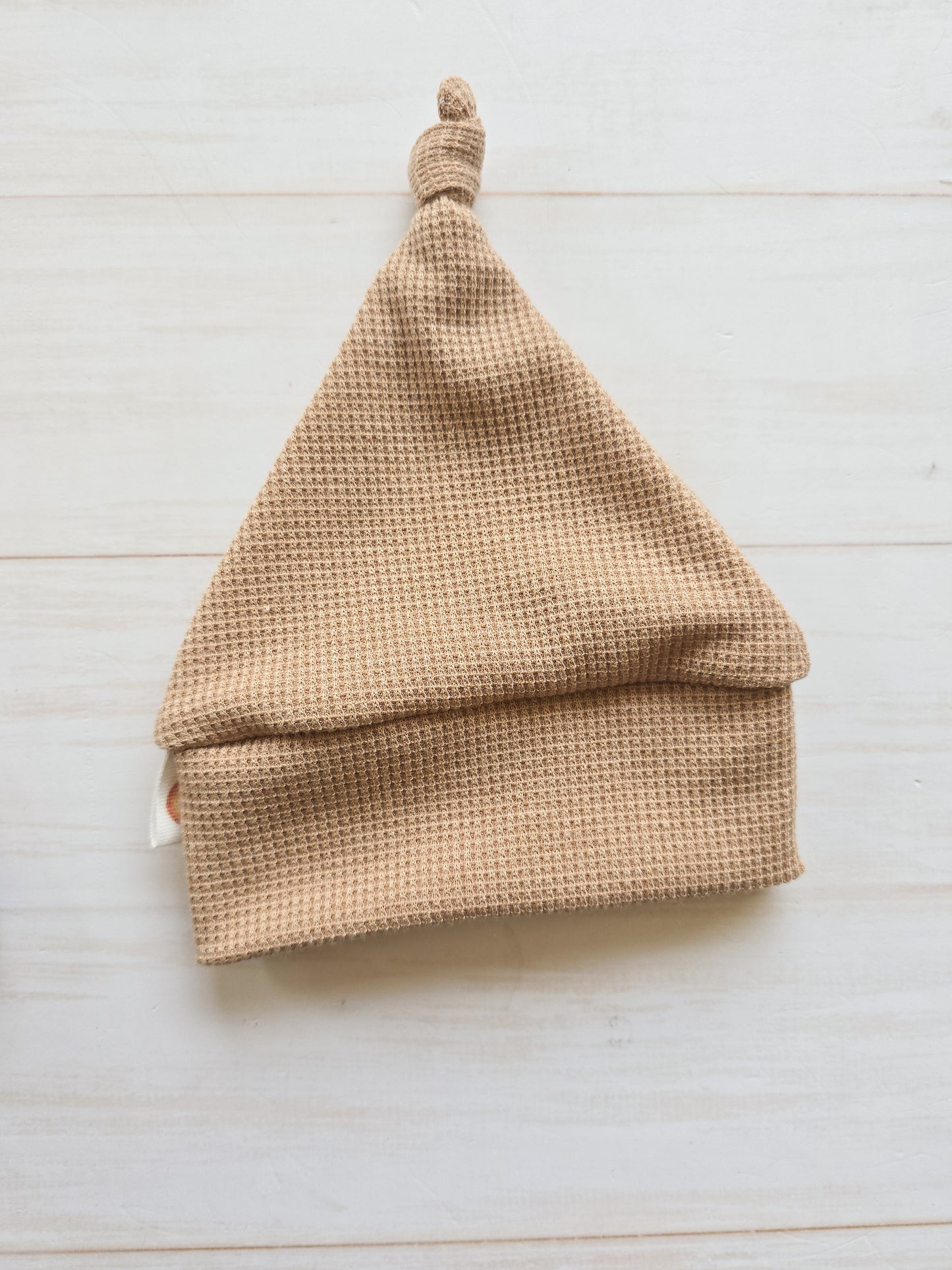 Tie knot beanie-Micha Waffle