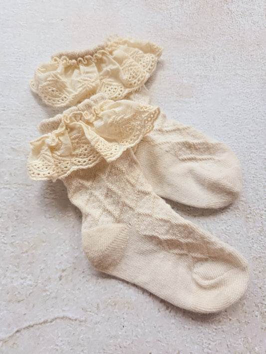 Frilly Socks- Cream