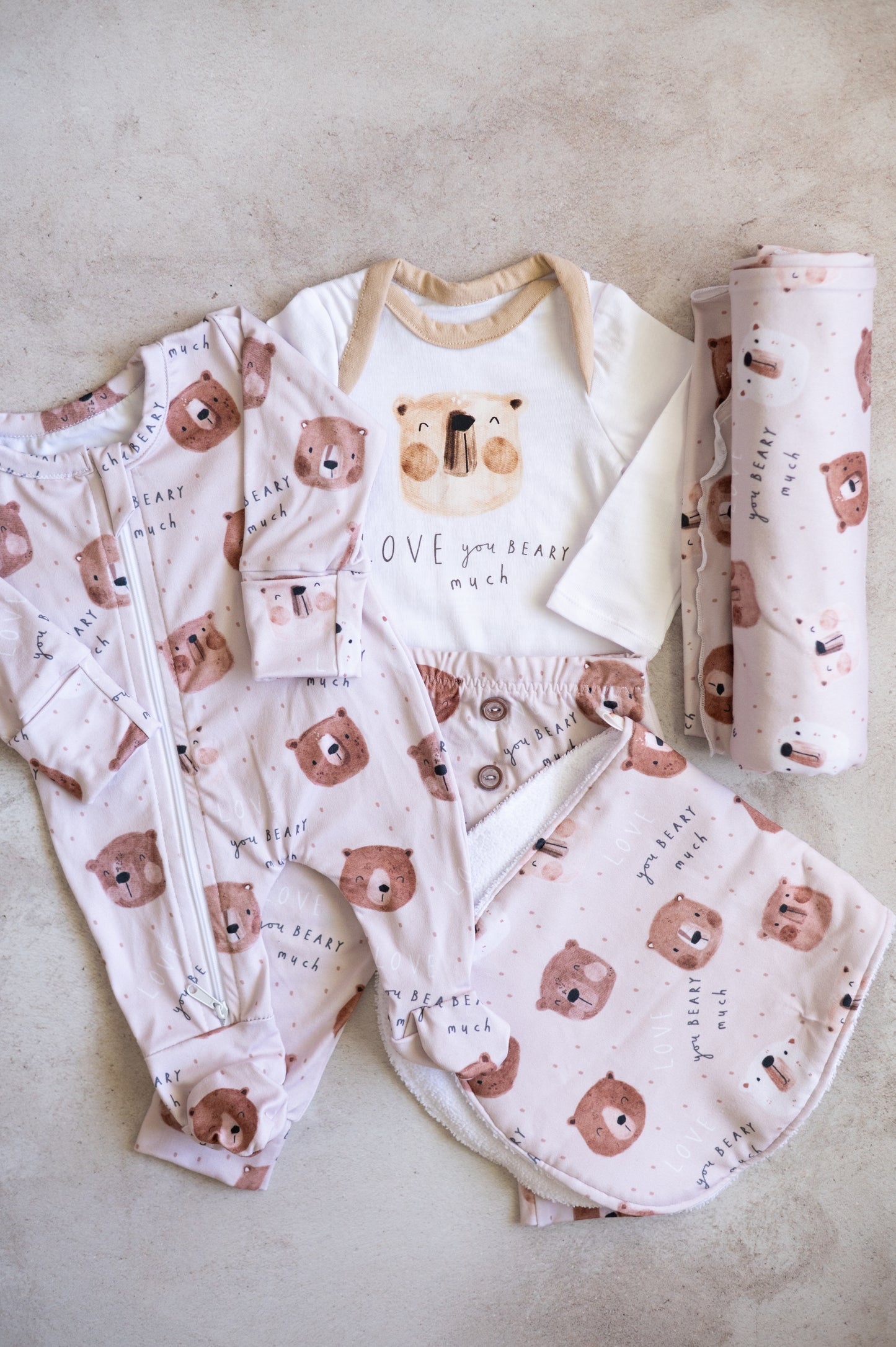 Burp Cloth- Love you Beary much