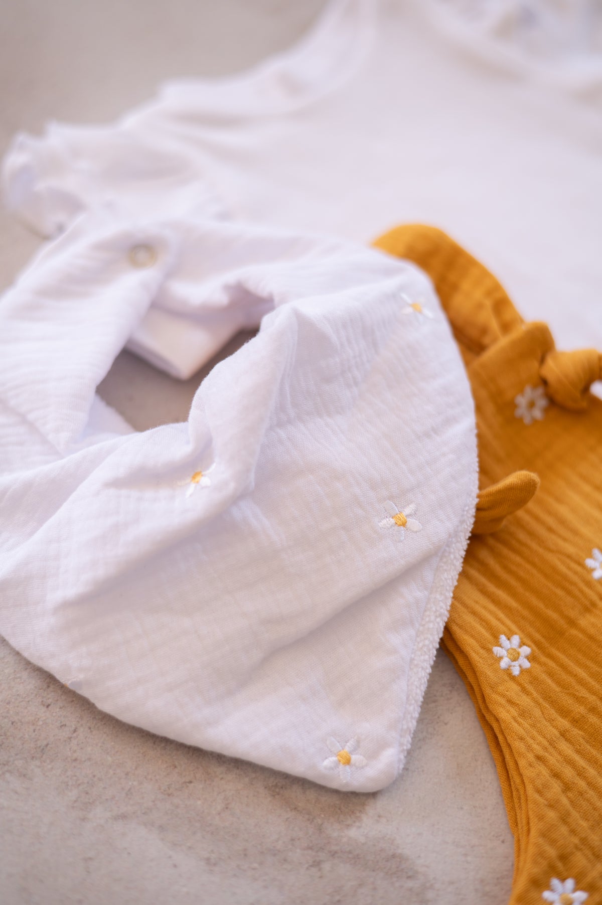 Bandana Bib- Embroidered Daisies