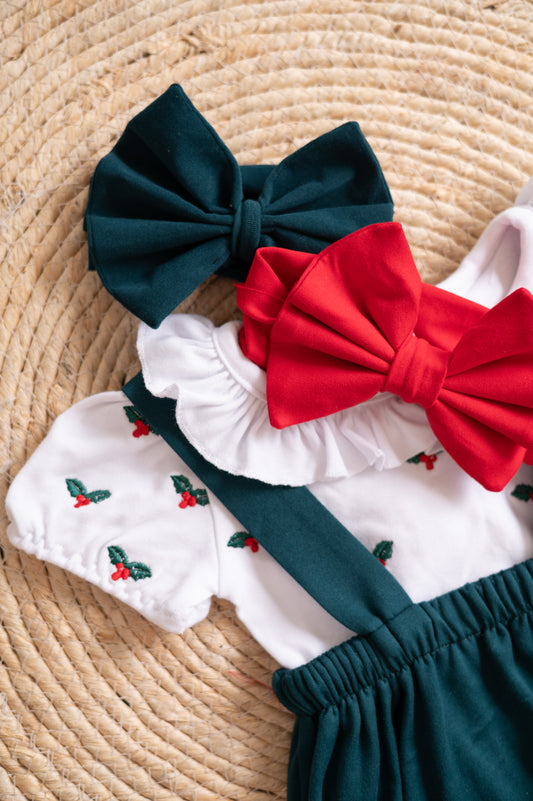 Embroidered Holly Suspender Set