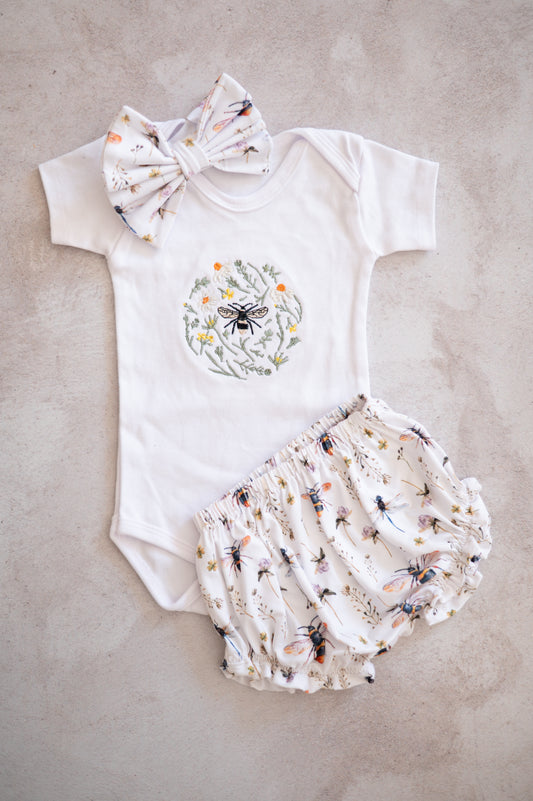 Bees and Wildflower embroidery set