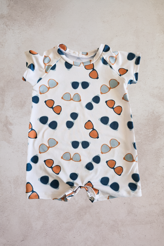 Raglan romper- Sunglasses