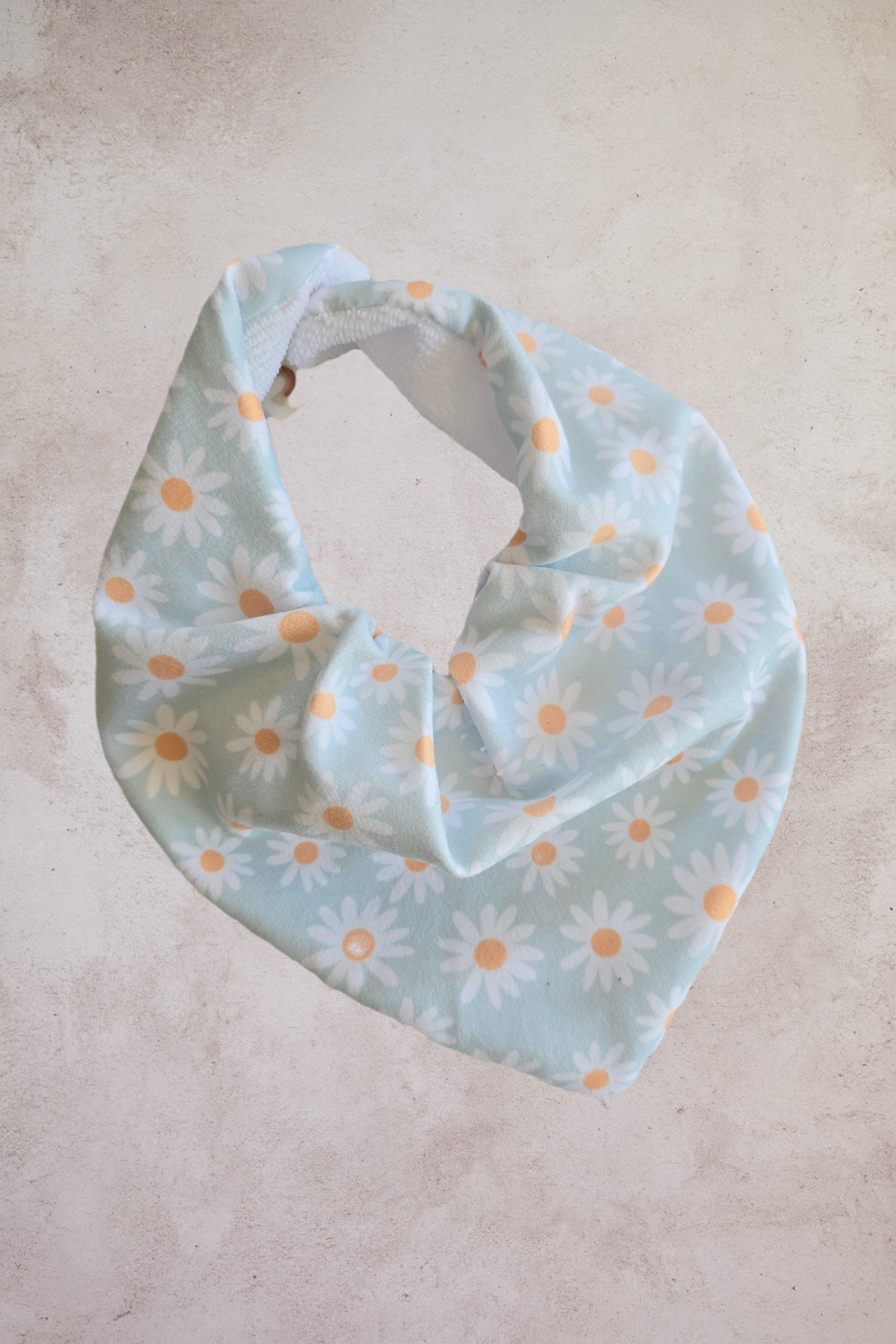 Bandana bib- Daisies