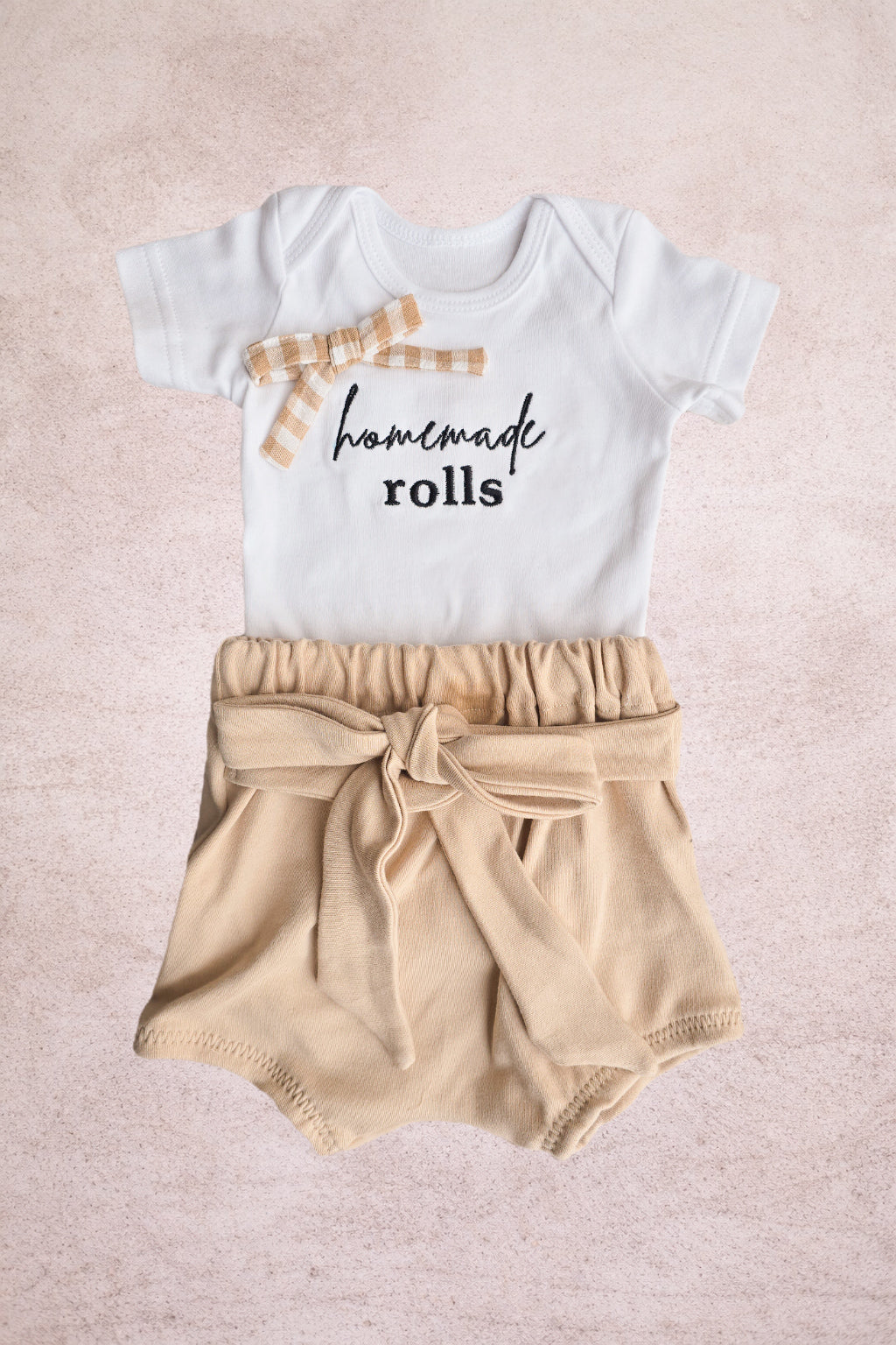Homemade roll embroidered set
