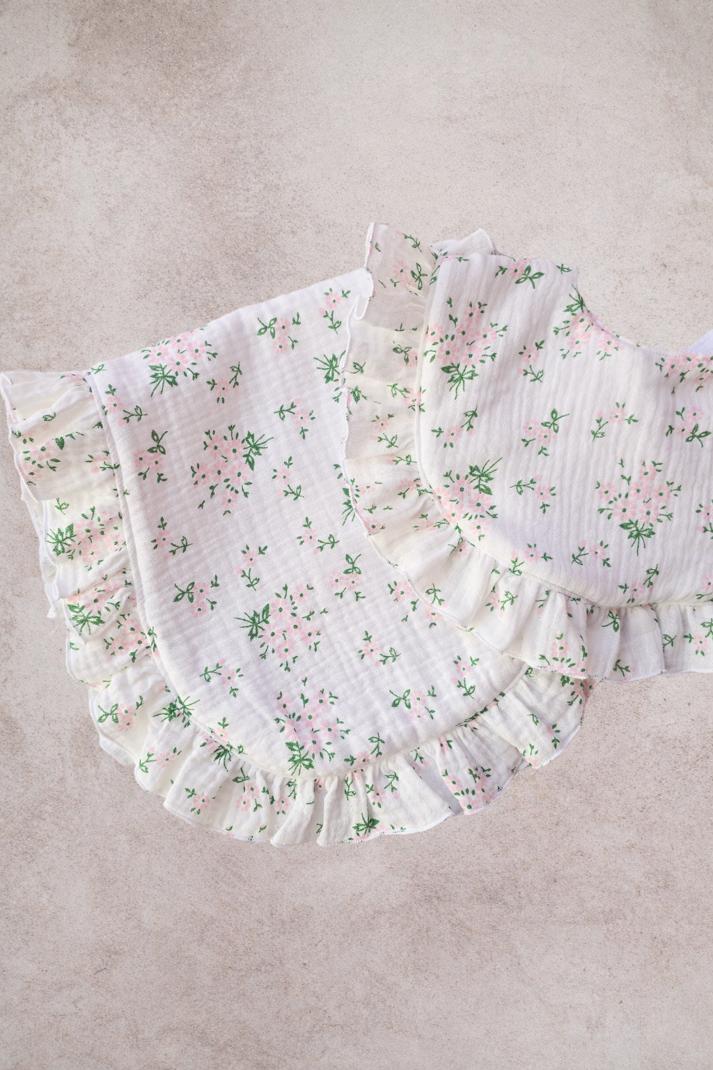Frilly Bib- Rosie Garden